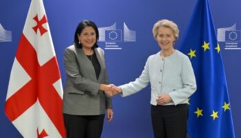 Surabischwili (l.) und EU-Kommissionschefin von der Leyen Anfang Oktober