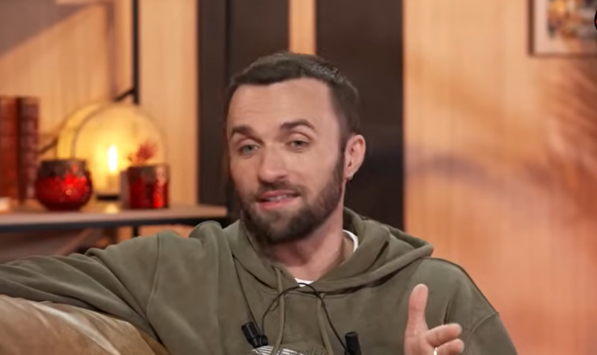 Squeezie revient sur son message Instagram contre le RN : « Il fallait que je le fasse »