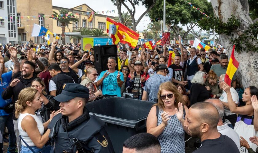 Kanarische Inseln: Tausende Teilnehmer bei Demonstrationen gegen irreguläre Migration