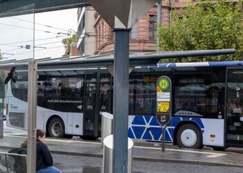 ÖPNV: Städtetag schlägt Streichung von Buslinien auf dem Land vor