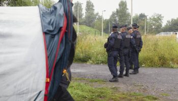 Human Rights Observers dénonce le «harcèlement» des exilés à Calais et Dunkerque de la part de l’Etat