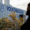 Volkswagen envisage de fermer au moins trois usines et de supprimer des dizaines de milliers d’emplois