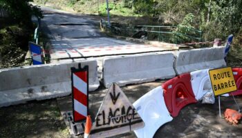 Dans le Var, près de 600  personnes bloquées après l’effondrement d’un pont : «Pour l’instant, j’ai de quoi manger et boire»