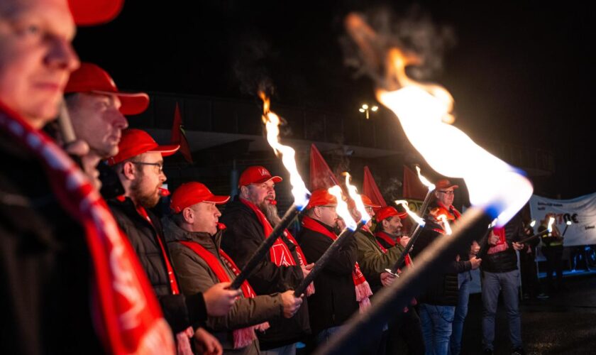 IG Metall: Beschäftigte in Metall- und Elektroindustrie beginnen Warnstreiks