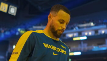 NBA 2024-2025 : Stephen Curry blessé, les classements des conférences Est et Ouest