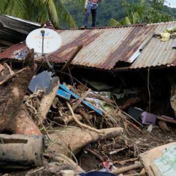 Die Sorge vor Taifun "Kong-rey" wächst vor allem in bereits zerstörten Gebieten. Foto: Aaron Favila/AP/dpa