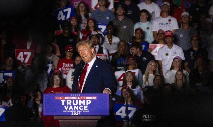 Donald Trump à un meeting sur le campus de l'Institut de technologie de Géorgie, à Atlanta, le 28 octobre 2024