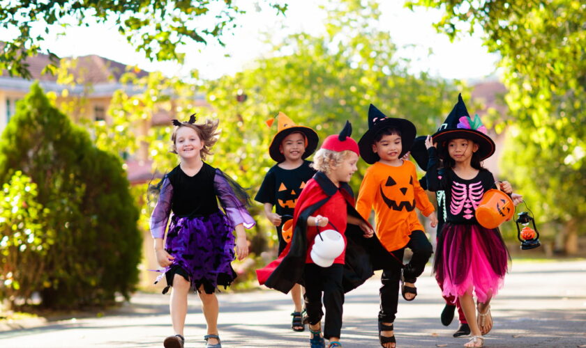 Les parents l'ignorent, de très nombreux déguisements d'Halloween achetés en ligne sont dangereux