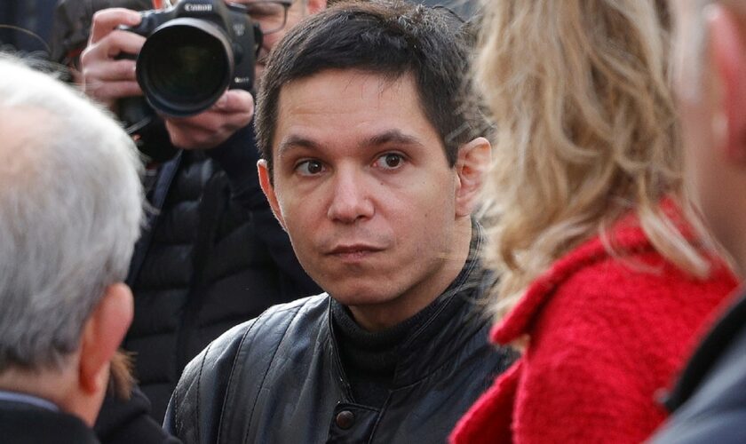 Simon Fieschi, lors d'une cérémonie organisée le 7 janvier 2023 à Paris pour le 8e anniversaire de l'attentat contre Charlie Hebdo