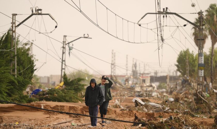 Spanien: Mehr als 60 Tote bei Unwettern – Scholz und EU bieten Hilfe an