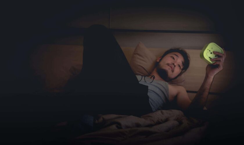 Experts reveal why you keep waking up at 4am