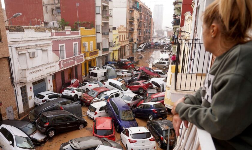 Spain floods latest: Victims ‘trapped like rats’ and 73 dead as Spanish PM says ‘devastating episode’ not over