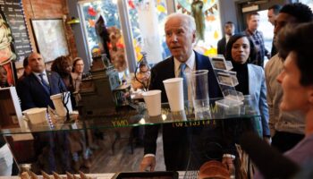 La “gaffe” de Biden donnant l’impression qu’il traite les trumpistes d’“ordures”