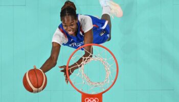 Basket : Dominique Malonga première Française à dunker en match à seulement 18 ans