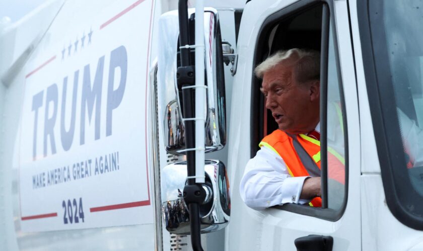 Donald Trump s’affiche sur un camion poubelle après la boulette de Joe Biden