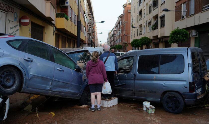 Après les inondations en Espagne, la région de Valence accusée d’avoir ignoré les alertes météo