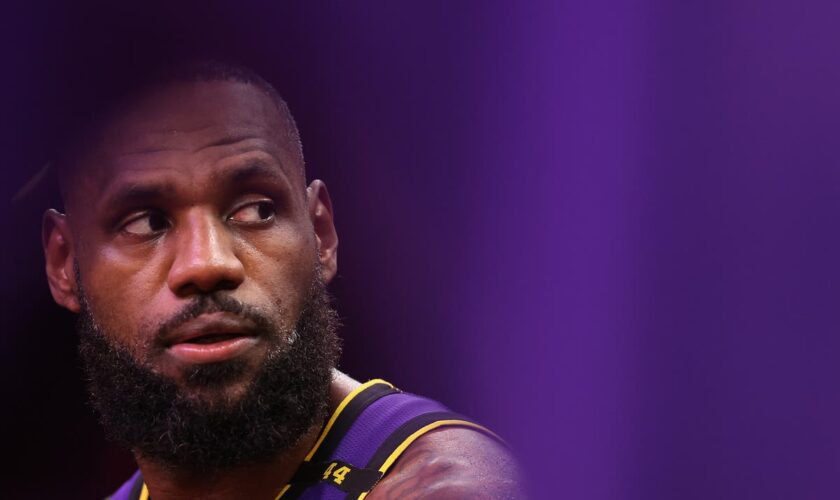 Lebron James shares presidential endorsement with 2024 election just days away