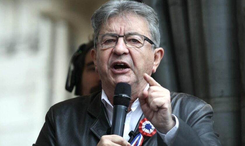 Affaire Andy Kerbrat : Mélenchon s’insurge que des «informations connues de la seule police soient rendues publique»