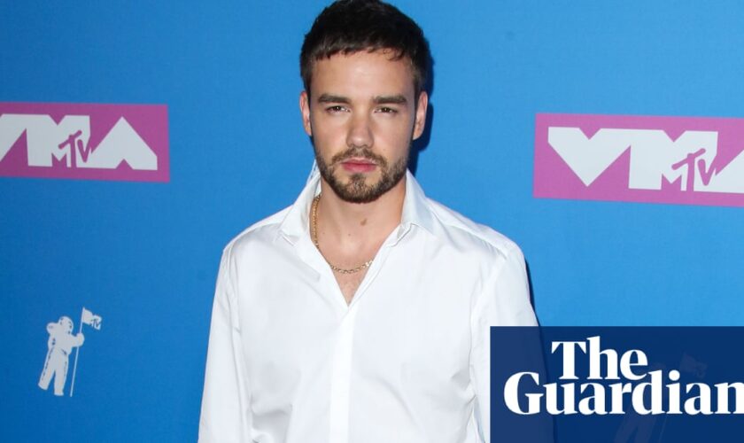 Argentinian police raid hotel where singer Liam Payne fell to his death