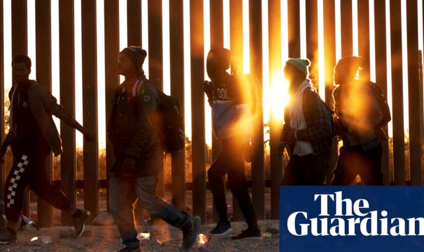 Arrests for illegal US-Mexico border crossing falls to more than four-year low