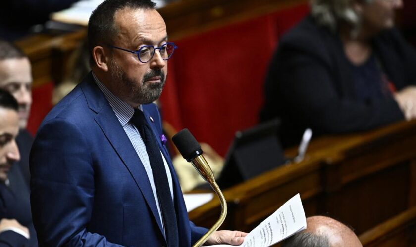 Arrêts de travail de courte durée: le rapporteur du budget de la Sécu pour «un jour de carence d'ordre public»