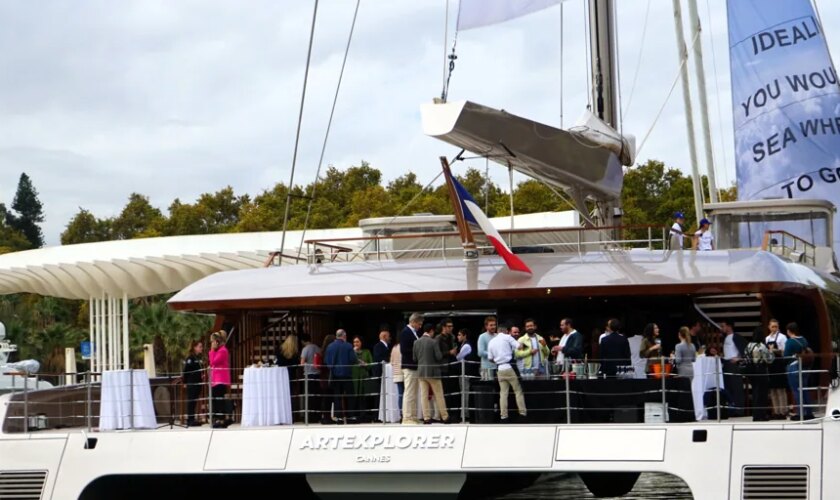 Arte, exposiciones y conciertos en el primer barco-museo del mundo que atraca por primera vez en España