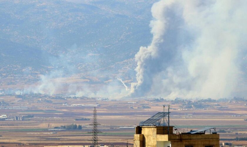 Au Liban, la double peine des chiites opposés au Hezbollah qui fuient les bombardements