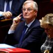 Ballotté par des injonctions contraires, le gouvernement Barnier expérimente les couacs