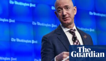 Bezos faces criticism after executives met with Trump on day of Post’s non-endorsement