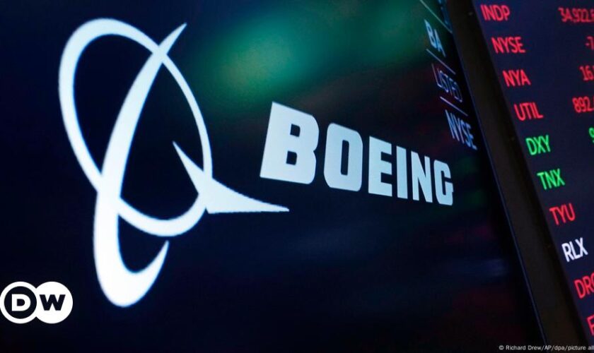 Boeing to lay off 10% of staff, delay first 777X delivery