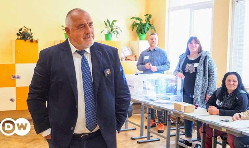 Bulgaria: Borisov's conservative GERB leads in early results