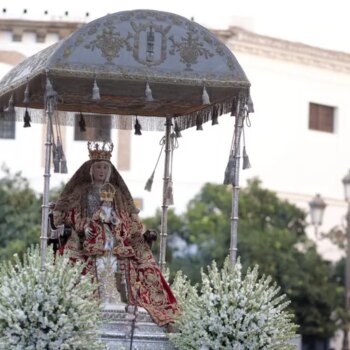 Casi tres días de procesiones por los traslados y la Procesión Magna de diciembre en Sevilla