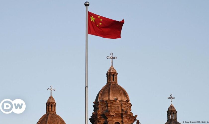 China and Vatican extend deal over Catholic bishops