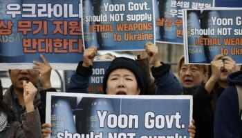 Corea del Sur evalúa enviar armas y oficiales de inteligencia a Ucrania como respuesta a las tropas norcoreanas que apoyan a Rusia