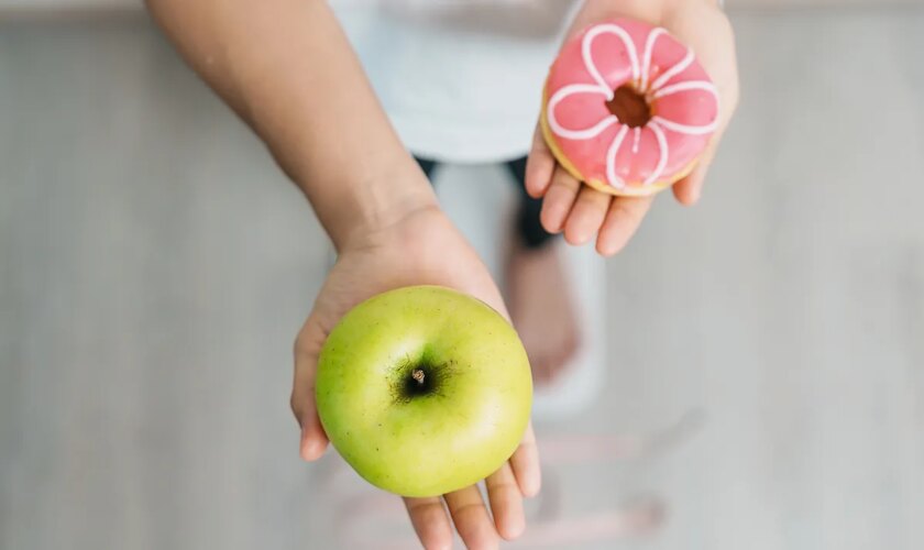 De la carbofobia al entrenamiento en ayunas o el 'pesocentrismo': seis mitos comunes en nutrición