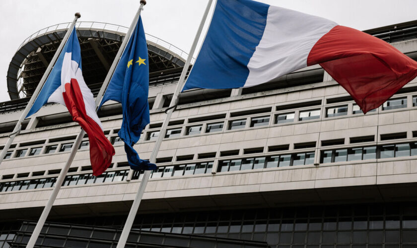 Dette : l’agence Moody’s offre un sursis à la France, mais entrevoit une perspective négative