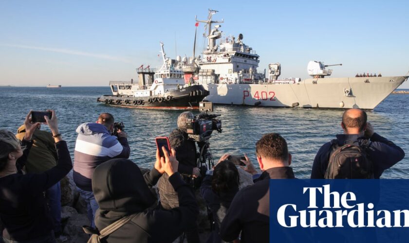 EU considers offshore centres for deportees as it hardens on migration