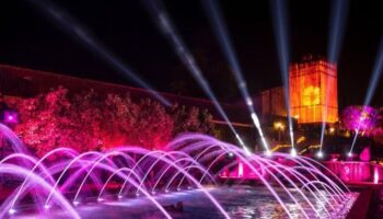 El Alcázar retrasa la inauguración de 'Naturaleza Encendida' debido a las fuertes lluvias en Sevilla