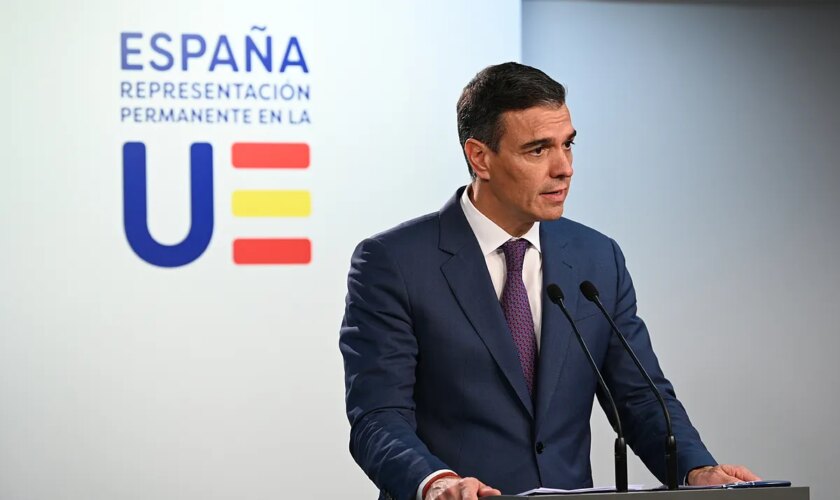 El Gobierno censura la decisión del TSJM sobre la querella de Sánchez contra Peinado por sus "manifestaciones inusuales e innecesarias"