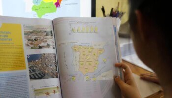 El Gobierno rechaza la exención del valenciano en zonas castellanohablantes prevista en la ley educativa de Mazón