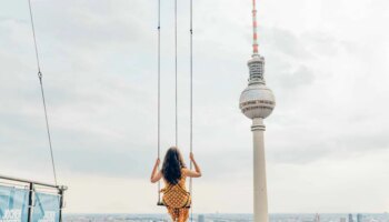 El columpio más alto de Europa tiene vistas a Alexanderplatz