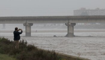 El terror de los rescatados: "La velocidad del agua era demencial. Se abrió un barranco que era la muerte"