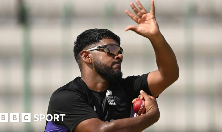 Rehan Ahmed bowls in the nets