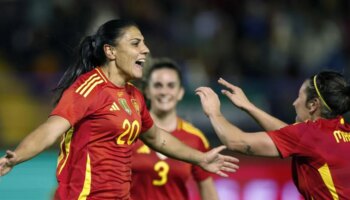 España salva un empate 'in extremis' ante Cánada gracias al dulce debut de Martín-Prieto