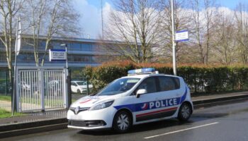 Essonne : un collégien de 13 ans brandit un couteau de boucher et menace un camarade