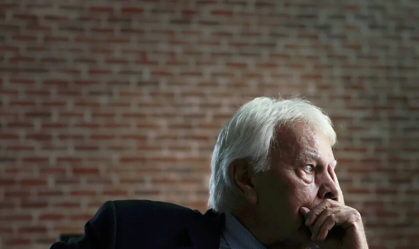 Felipe González: "Si alguien me expulsa del PSOE tendrá que mostrar que es más socialista que yo"