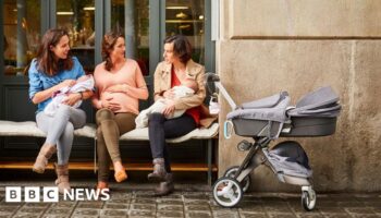 Fertility rate in England and Wales drops to new low