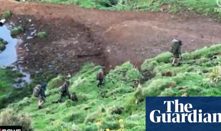 Fugitive father filmed with children in NZ wilderness three years after disappearing