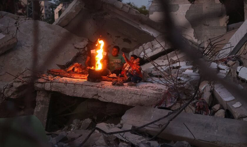 Funcionarios palestinos dicen que ataques israelíes dejan 22 muertos en Gaza