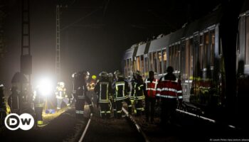 Germany: Busy train derails in Saarland, hitting large rock